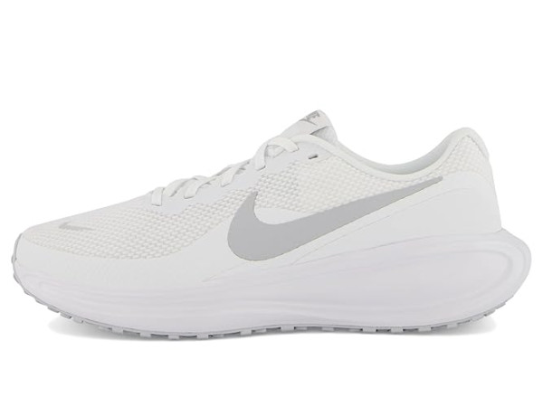 Nike Revolution 8