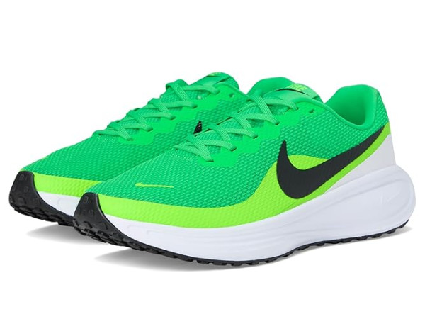 Nike Revolution 8