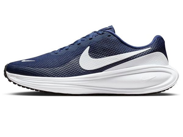 Nike Revolution 8