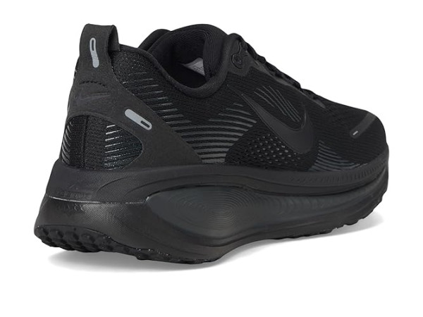 Nike Vomero 18