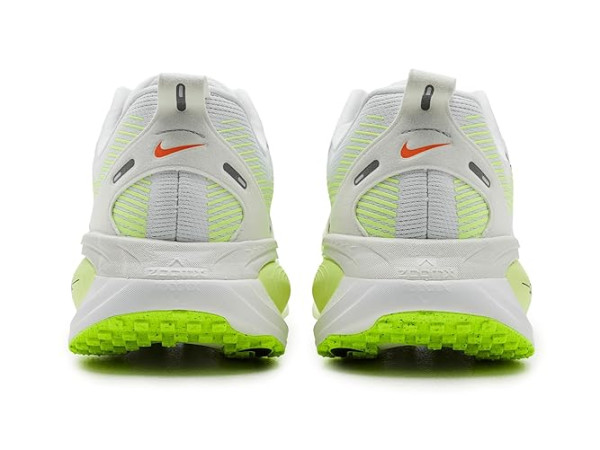Nike Vomero 18