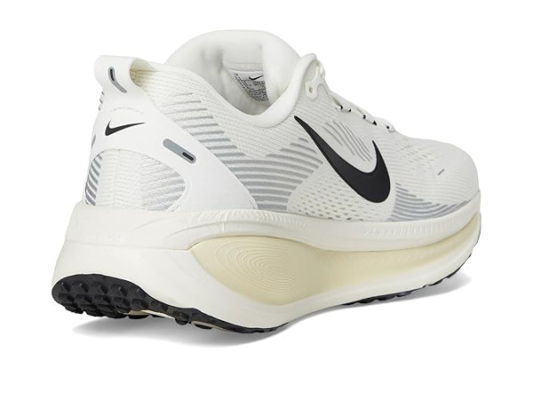Nike Vomero 18 Nike Vomero 18