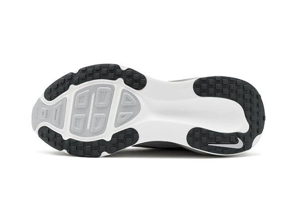 Nike Vomero 18 Nike Vomero 18
