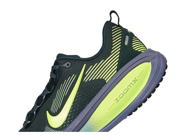 Nike Vomero 18 Nike Vomero 18