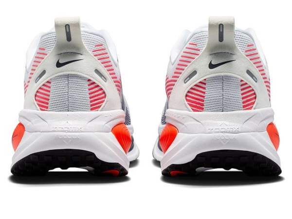 Nike Vomero 18 Nike Vomero 18