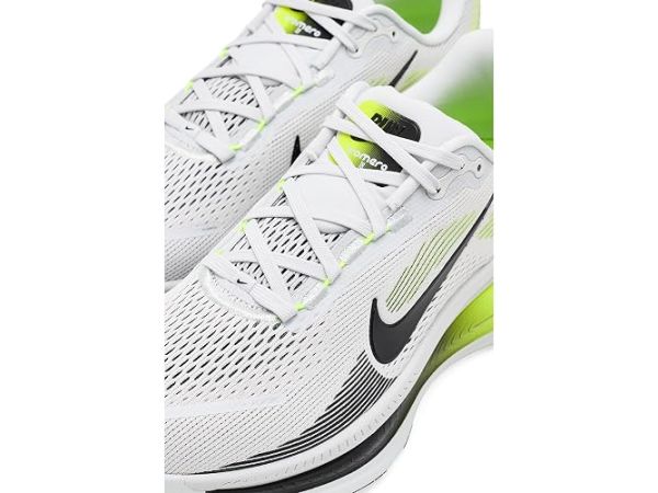 Nike Vomero 18 Nike Vomero 18