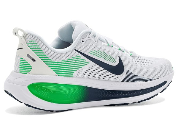 Nike Vomero 18 Nike Vomero 18