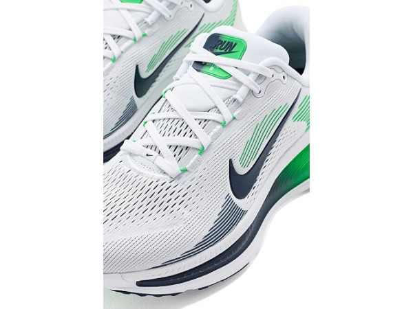 Nike Vomero 18 Nike Vomero 18