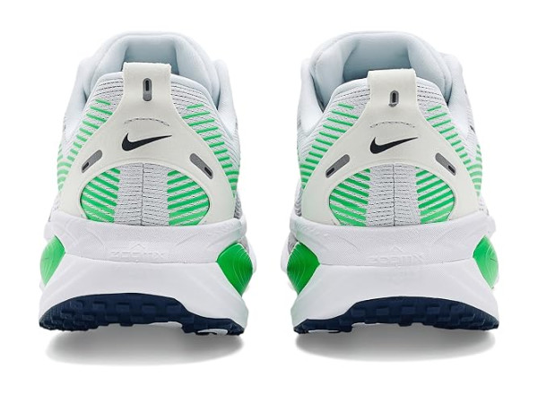 Nike Vomero 18 Nike Vomero 18
