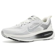 Summit White/Metallic Silver/Black Nike Vomero 18
