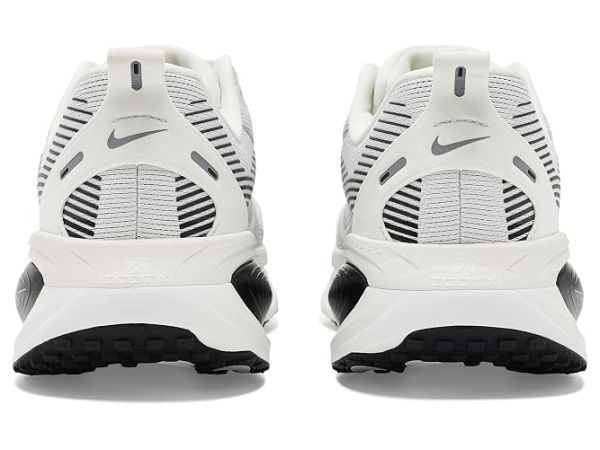 Nike Vomero 18 Nike Vomero 18
