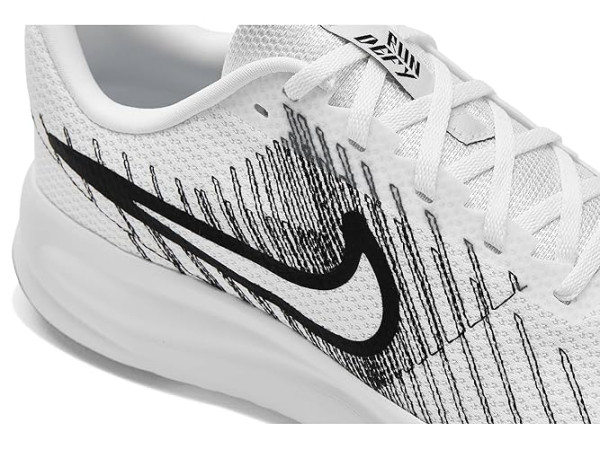 Nike Defy