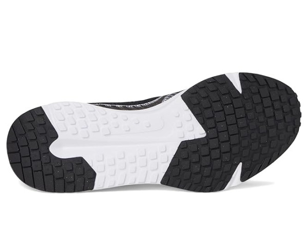 Nike Defy