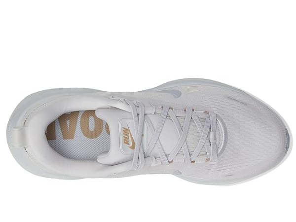 Nike Vomero 18