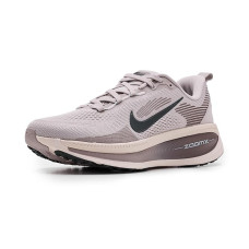 Nike Vomero 18
