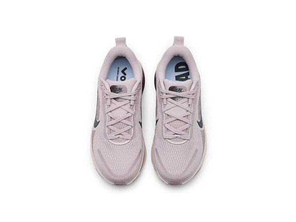Nike Vomero 18