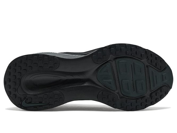 Nike Vomero 18