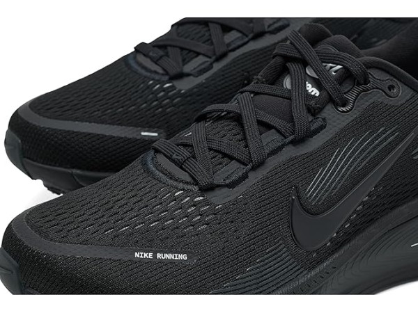 Nike Vomero 18