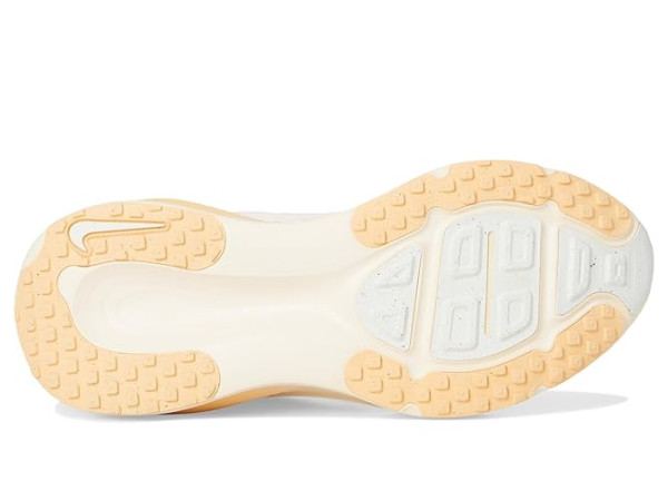 Nike Vomero 18