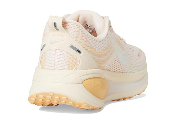 Nike Vomero 18