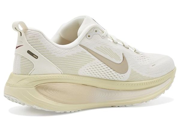 Nike Vomero 18 Nike Vomero 18