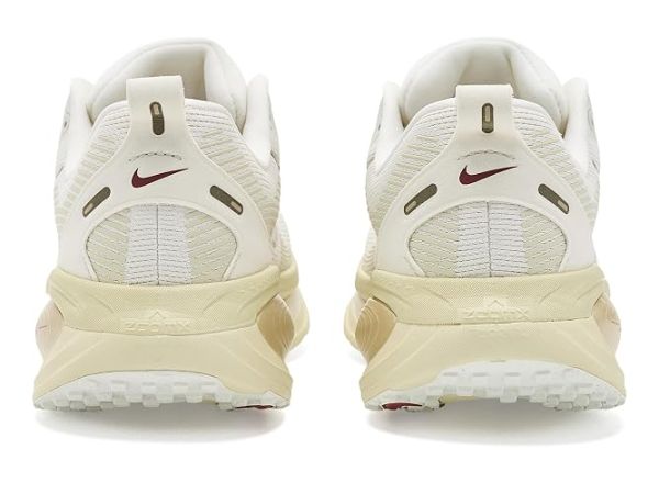 Nike Vomero 18 Nike Vomero 18