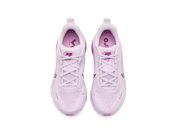 Nike Vomero 18 Nike Vomero 18