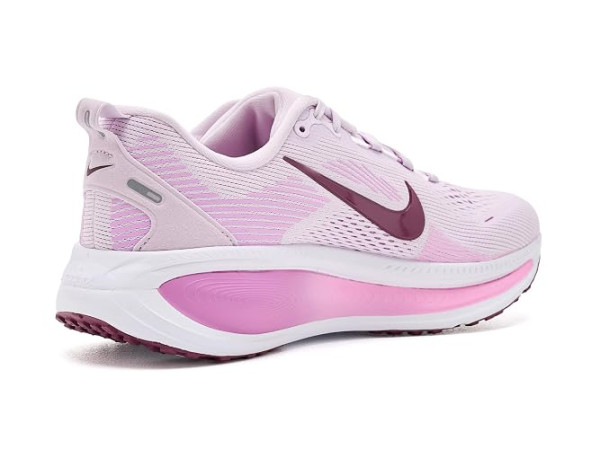 Nike Vomero 18 Nike Vomero 18