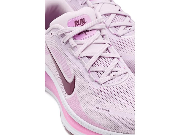 Nike Vomero 18 Nike Vomero 18