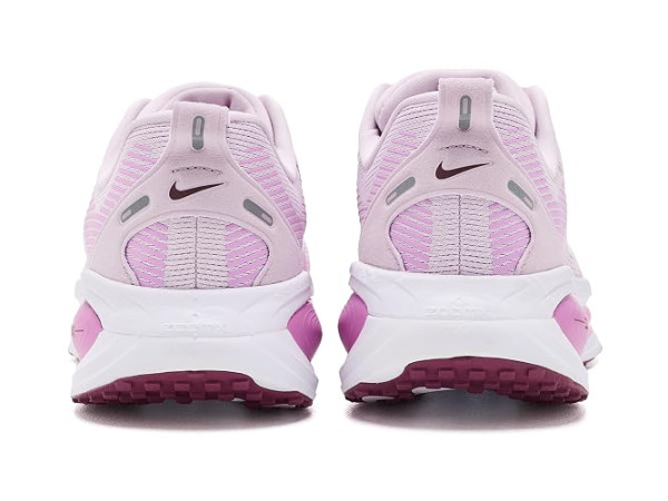 Nike Vomero 18 Nike Vomero 18