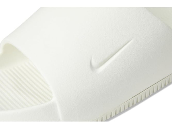 Nike Calm