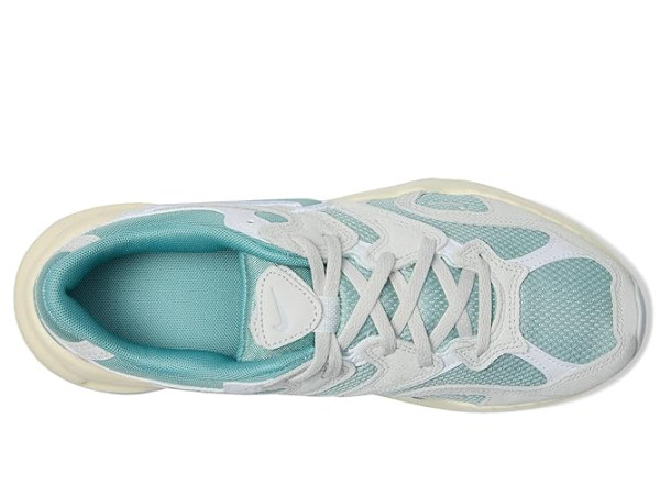 Nike AL8