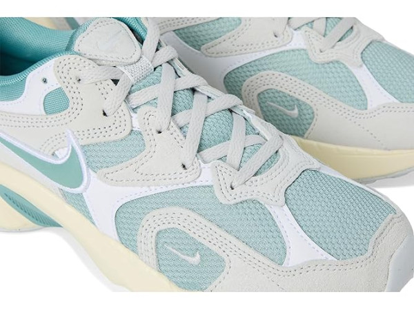 Nike AL8