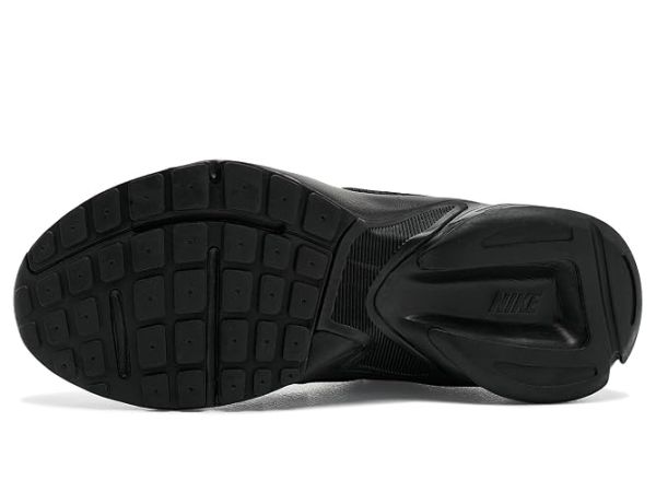 Nike AL8