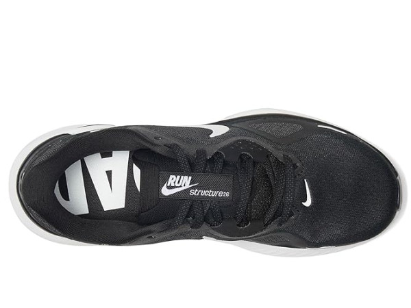 Nike Structure 26