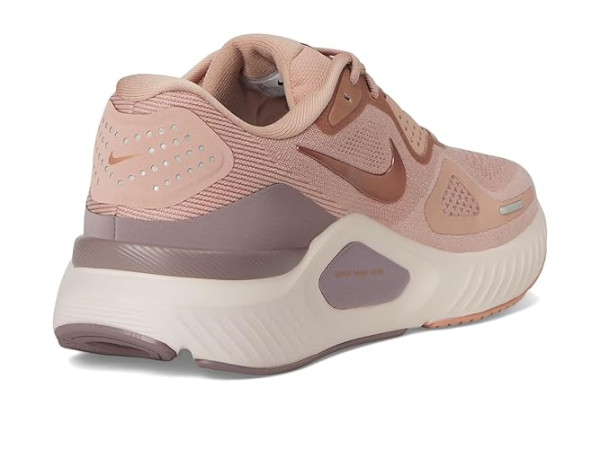 Nike Structure 26