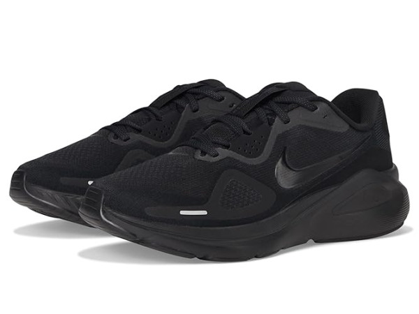 Nike Structure 26