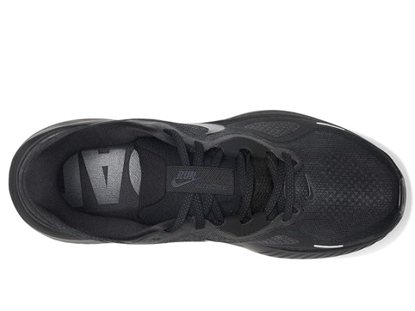 Nike Structure 26