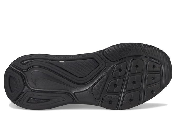 Nike Structure 26