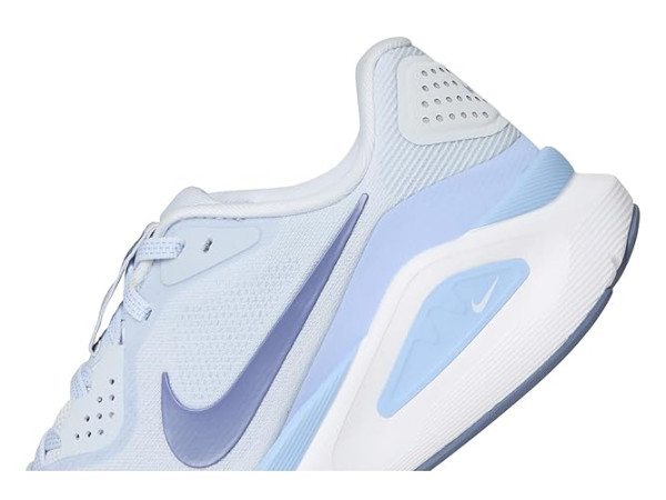 Nike Structure 26