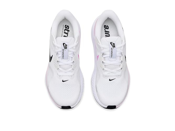 Nike Structure 26