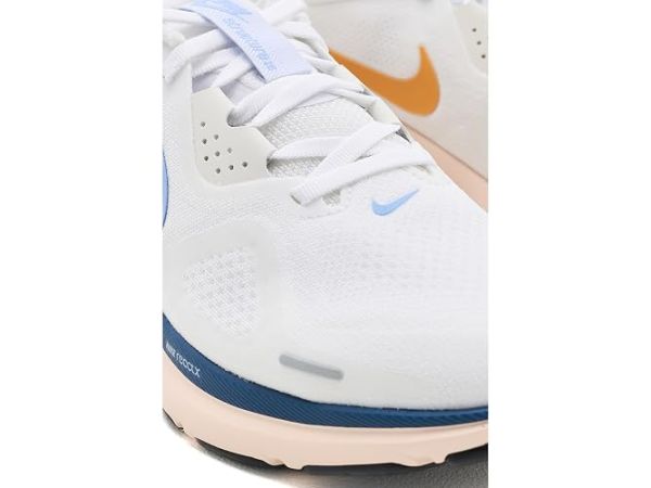 Nike Structure 26
