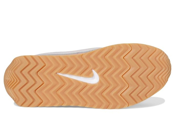 Nike Pacific