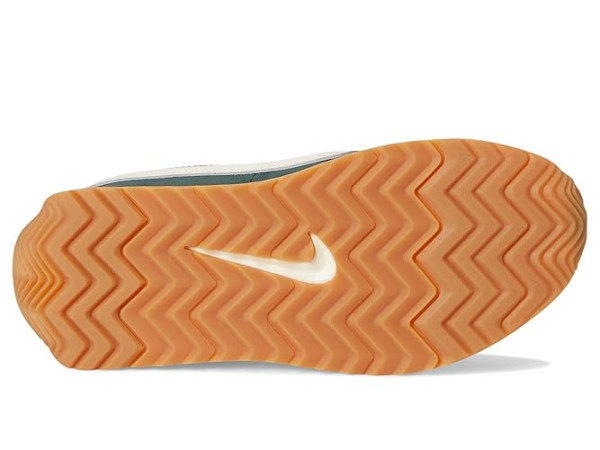 Nike Pacific