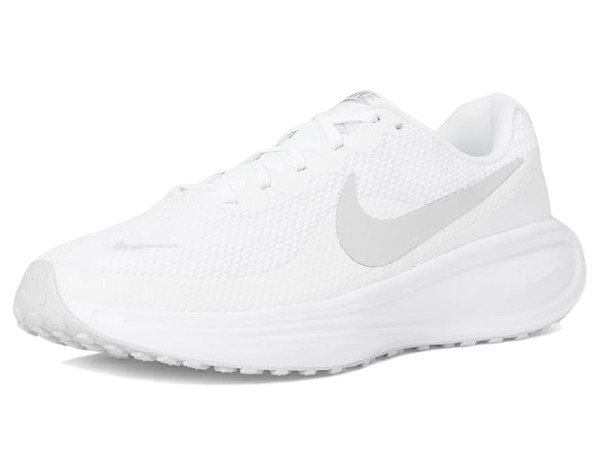 Nike Revolution 8