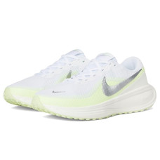 Nike Revolution 8