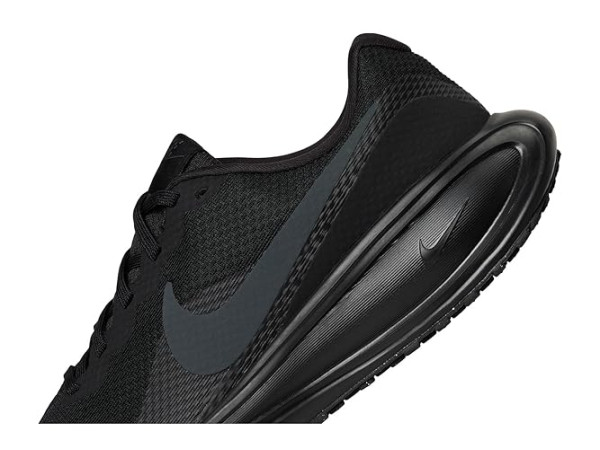 Nike Revolution 8 Nike Revolution 8