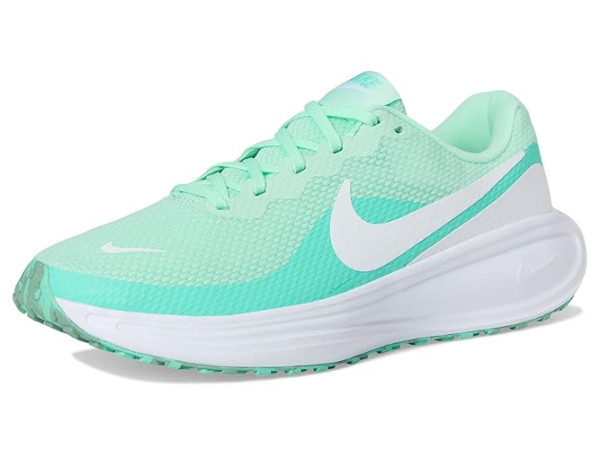 Nike Revolution 8