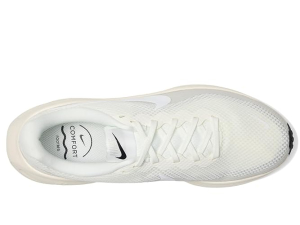 Nike Revolution 8