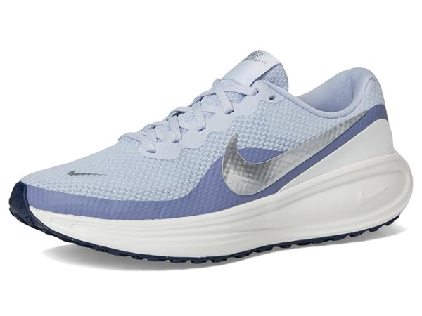 Nike Revolution 8